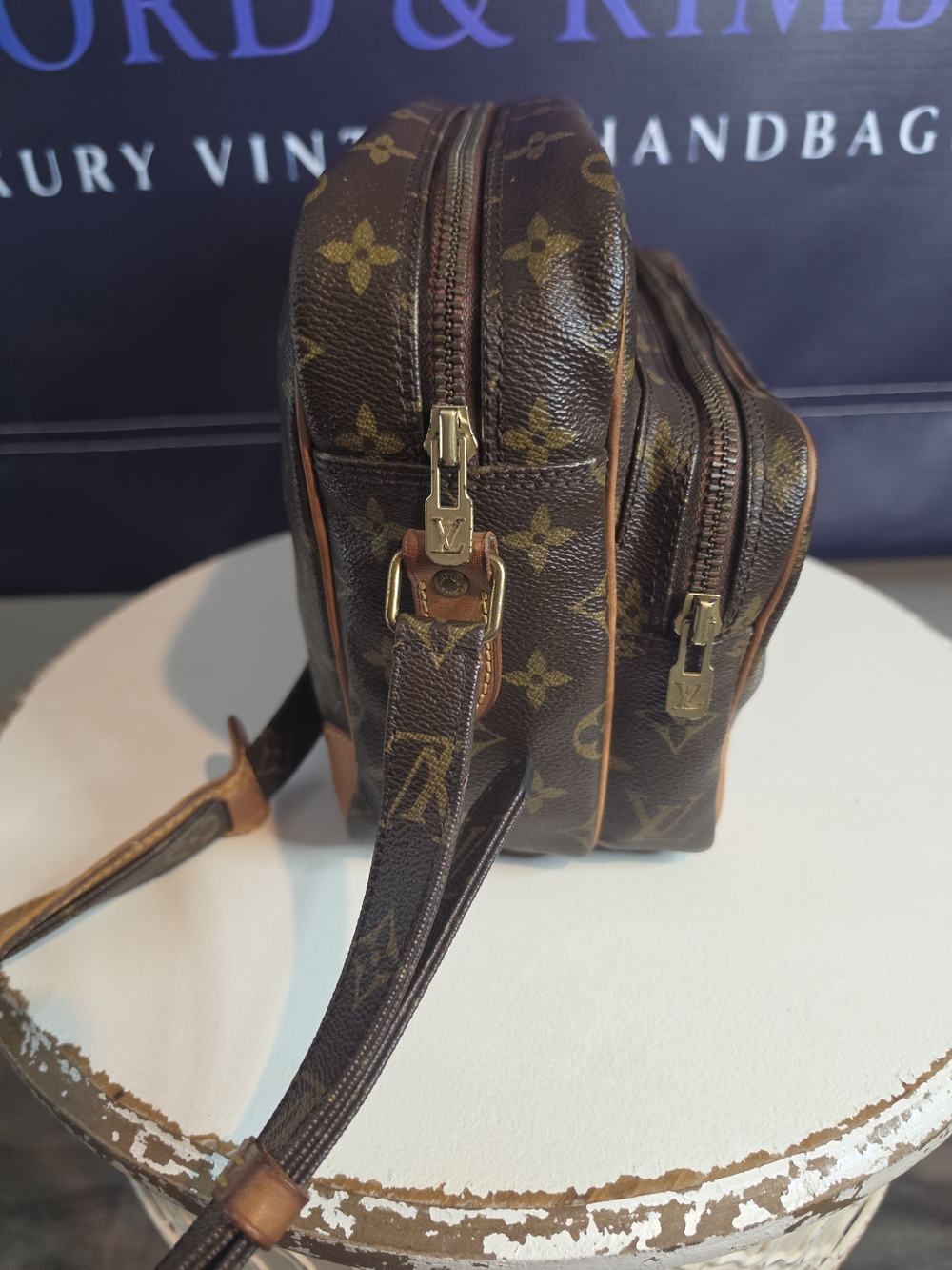 Louis Vuitton Monogram Canvas Toiletry Bag in Brown and Tan - Picture 3 of 12